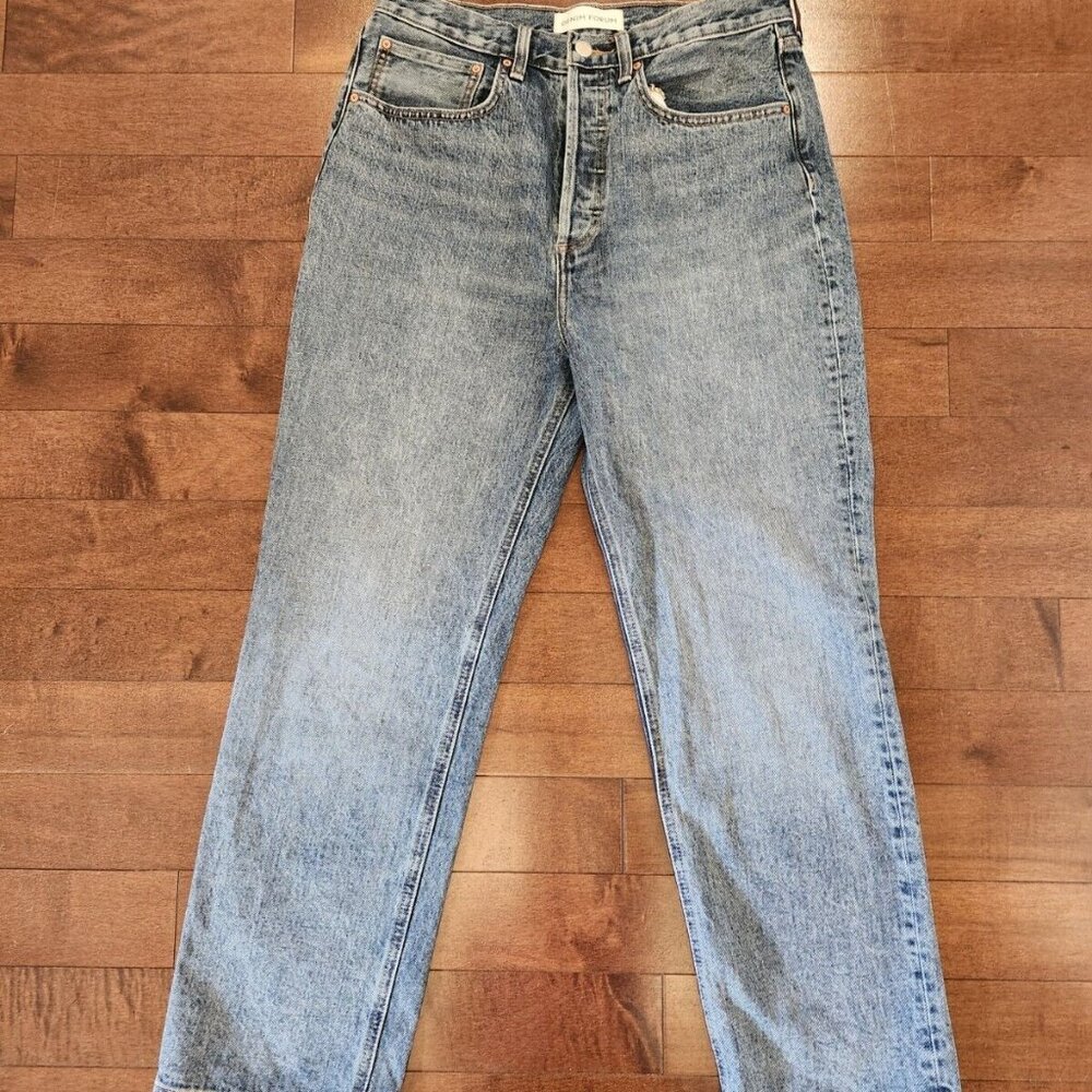Aritzia Denim Forum Joni high rise loose women's blue jeans in size 30